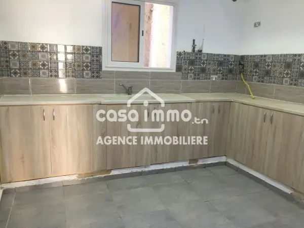 Etage de villa neuf S+2