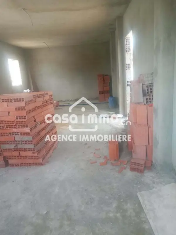 locale commercial rades melian