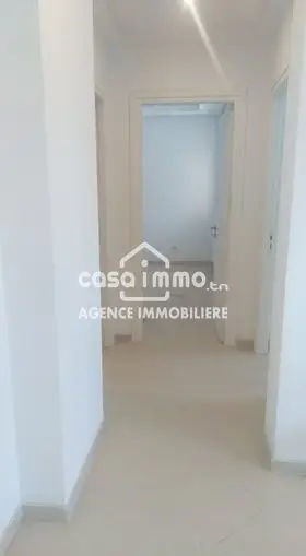 A louer appartement s+2 haut standing jamais habité à Mourouj 6