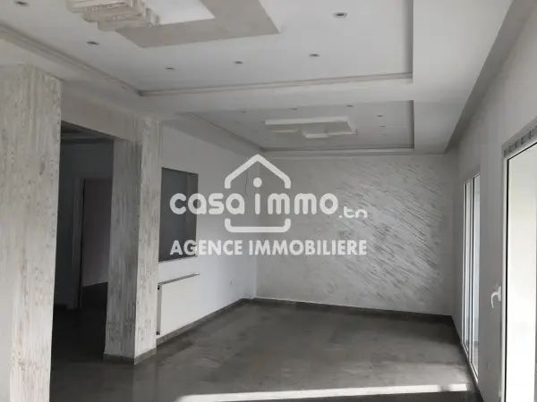 A vendre coquet etage de villa neuf S+3 à ezzahra ville