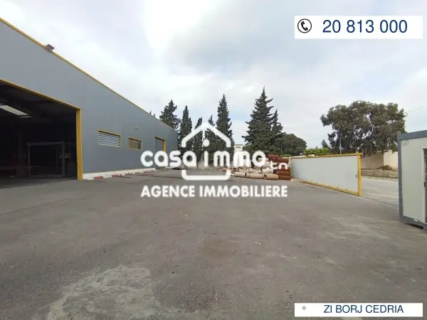 A VENDRE LOCAL INDUSTRIEL NEUF A LA ZI BORJ CEDRIA
