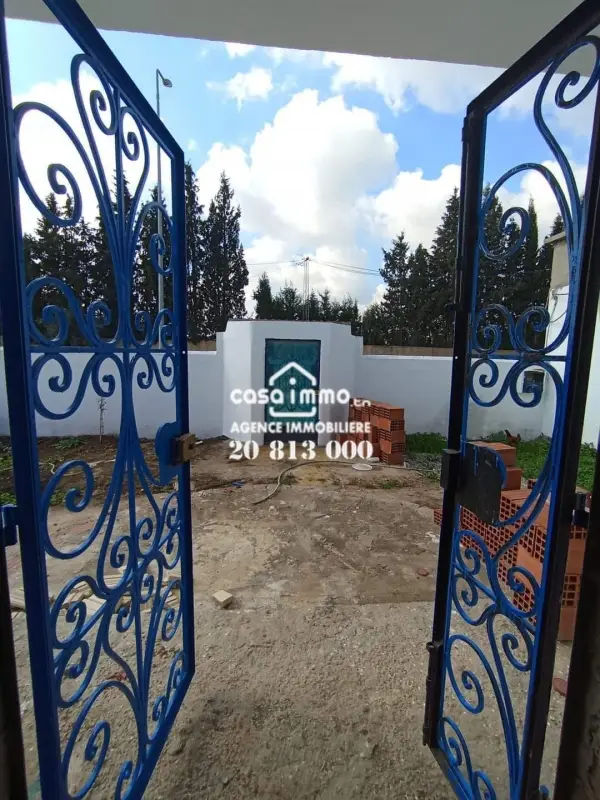 A vendre villa en cours de construction à Mornag