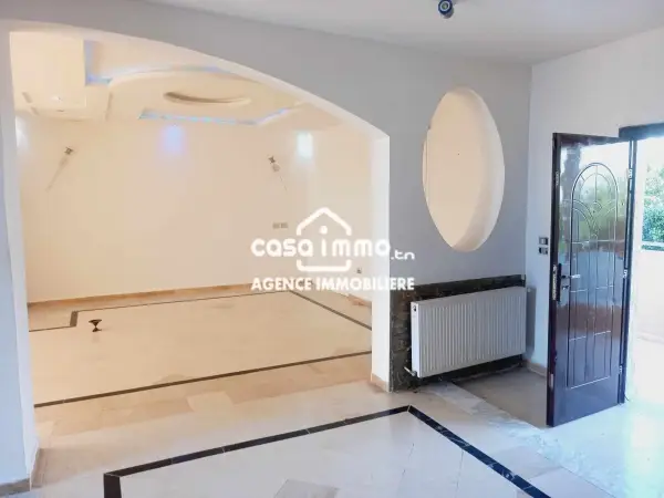 A louer etage de villa s+3 à nouvelle medina