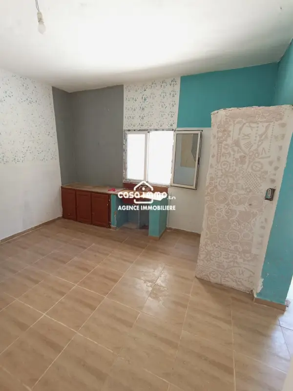 A louer studio à yasminette