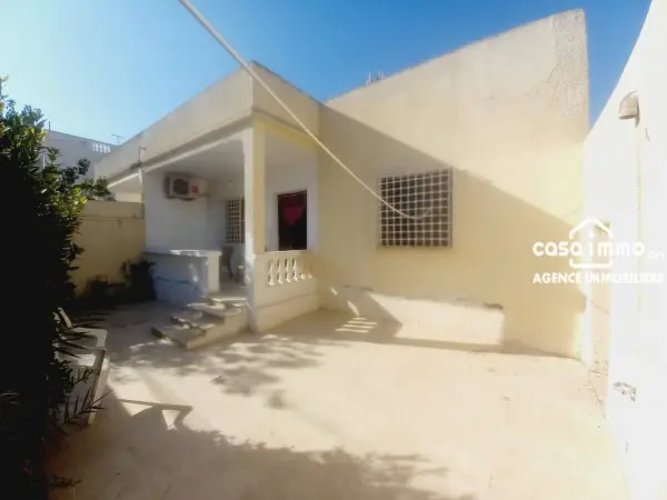 Villa s+3 a vendre a borj ghorbel